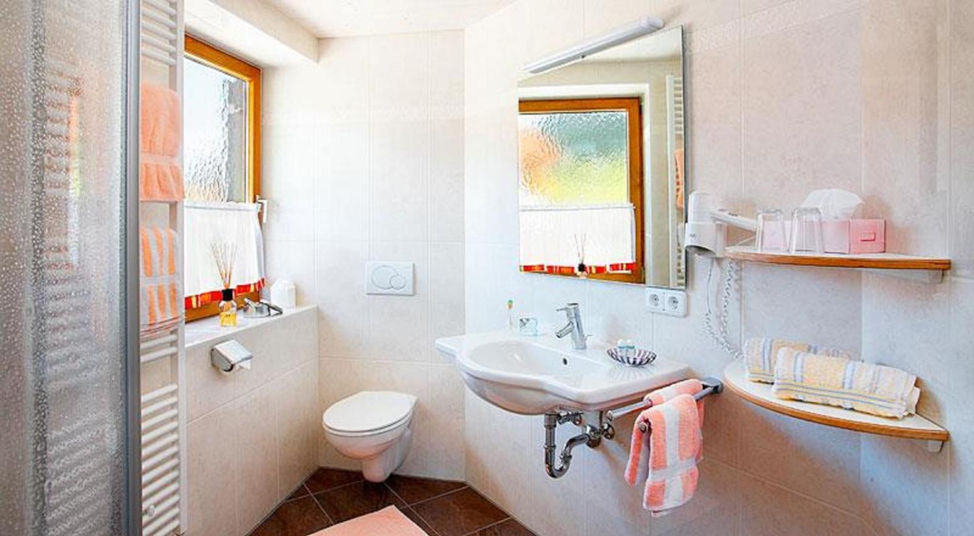 Pension Alpenblick Hotel Пфронтен Екстериор снимка